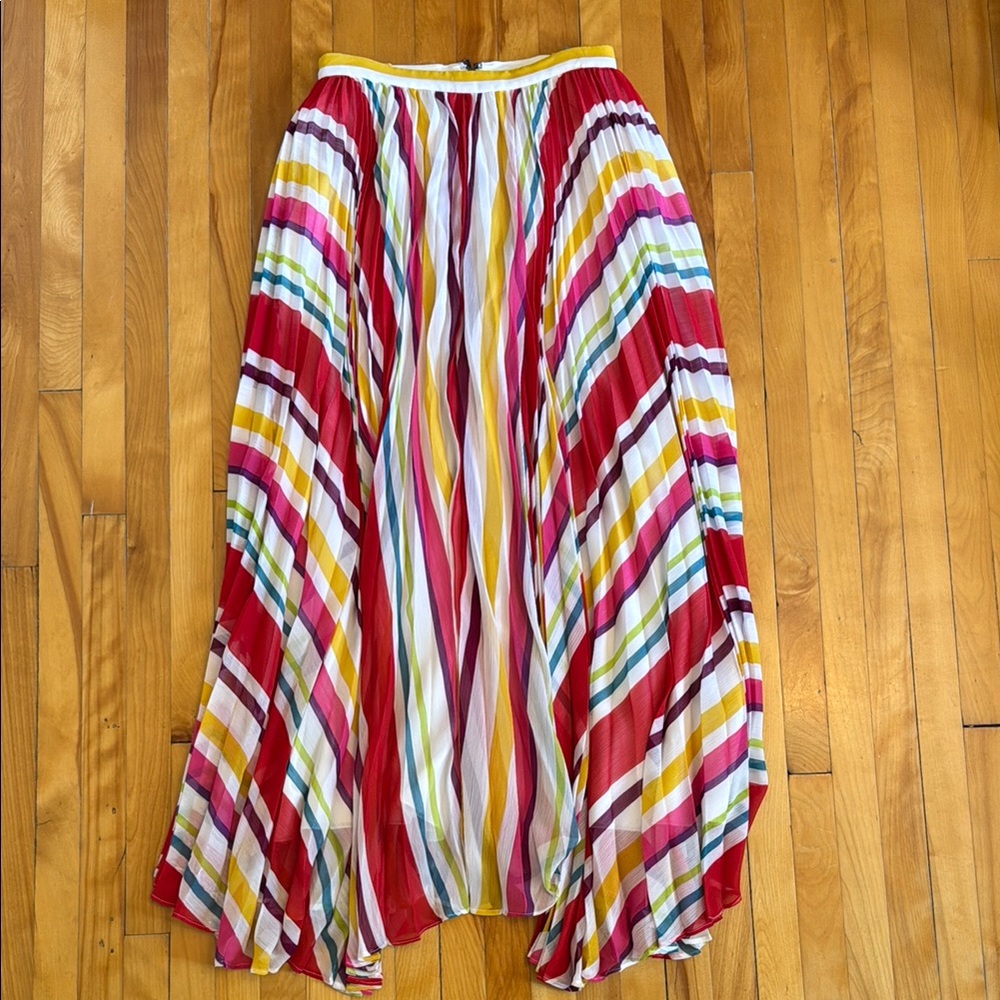 Alice + Olivia White and Red Pleated Maxi Skirt Cocktail
